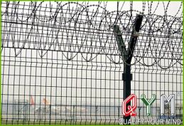 Airport fence netting