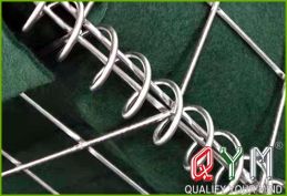 Geotextile defensive barrier