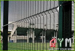 Security fencing anti climb
