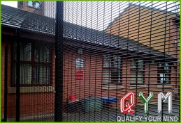 Security fences anti climb