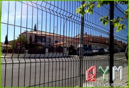 Welded 3d triangle bend fence