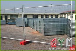 Construction fence panel temporary