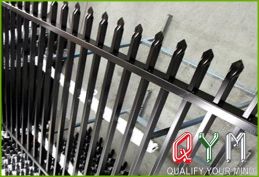 Tubular picket fence