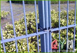 868 double horizontal wire garden fence