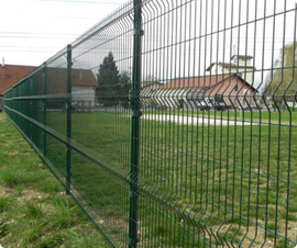 QYM-Welded Mesh Fence