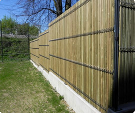 QYM-Welded Mesh Fence