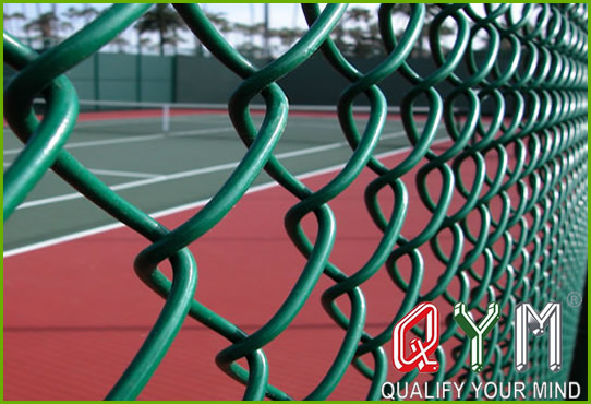 Tennis court fencing