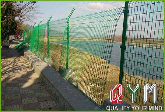 3d welded mesh fence panel