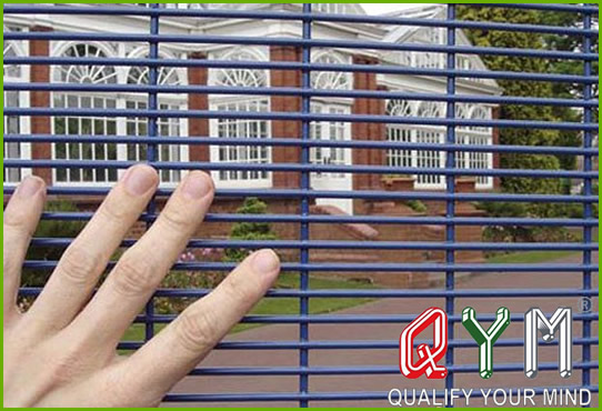 Security wire mesh fence